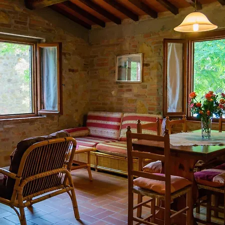In With Garden And Pool Apartment Montaione